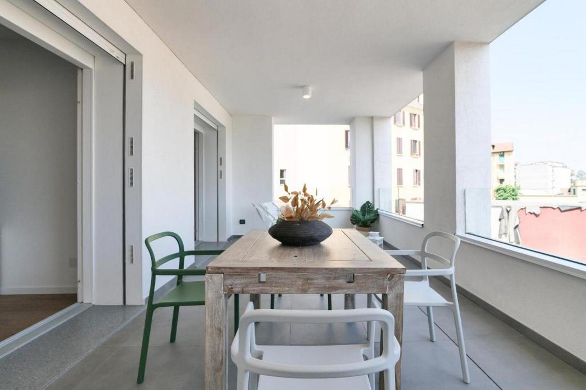 Lovely Terrace Apartment - Porta Romana District Milan Milão Exterior foto